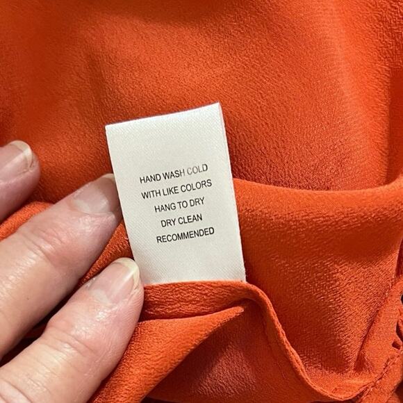 Daniel Rainn sz M red silk sleeveless tank. Ruched front panel & shoulders. - Picture 6 of 6